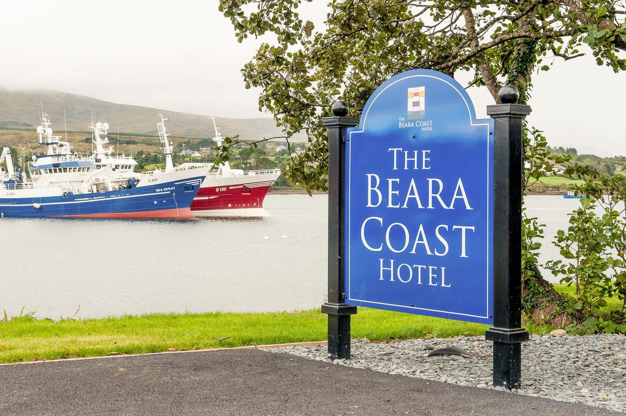 The Beara Coast Hotel Castletownbere Buitenkant foto
