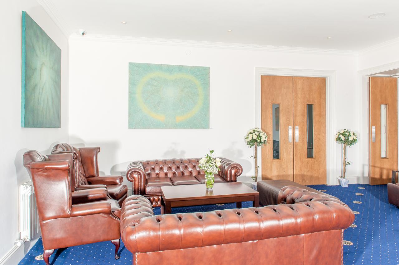The Beara Coast Hotel Castletownbere Buitenkant foto