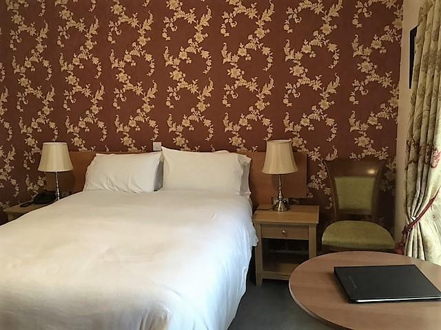 The Beara Coast Hotel Castletownbere Buitenkant foto
